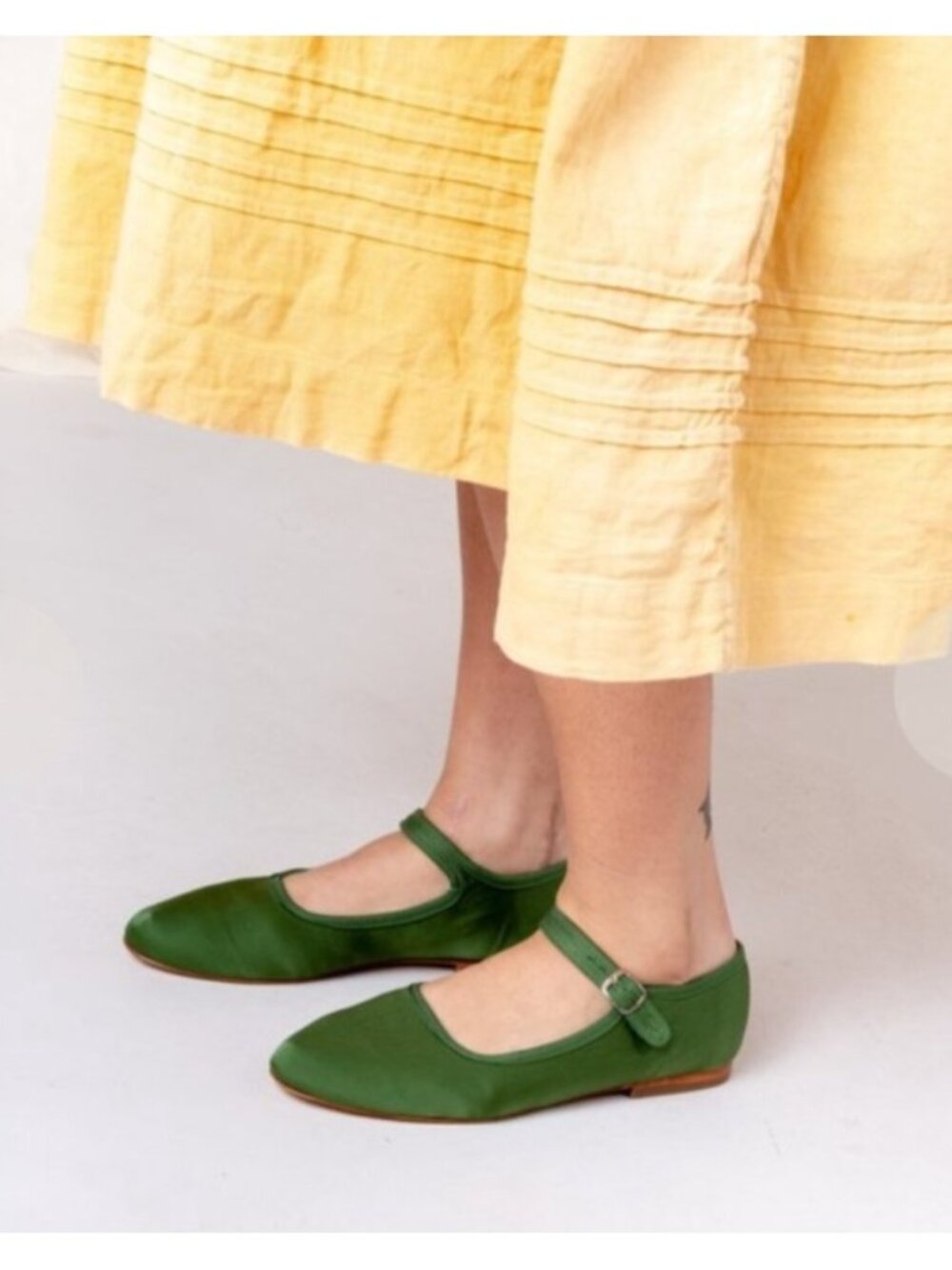 Caron Callahan Green Suede Mary Jane Flats EU 41 US 10 Suede Spain Shoes